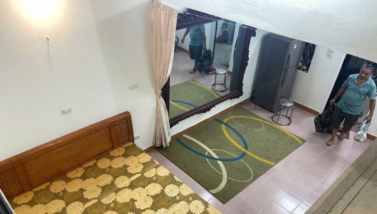 Cho thuê nhà  Ở SINH VIÊN  căn hộ TT tầng 1 khu Tập thể Bách Khoa, DT 55m2 -1 tầng Giá 7 triệu